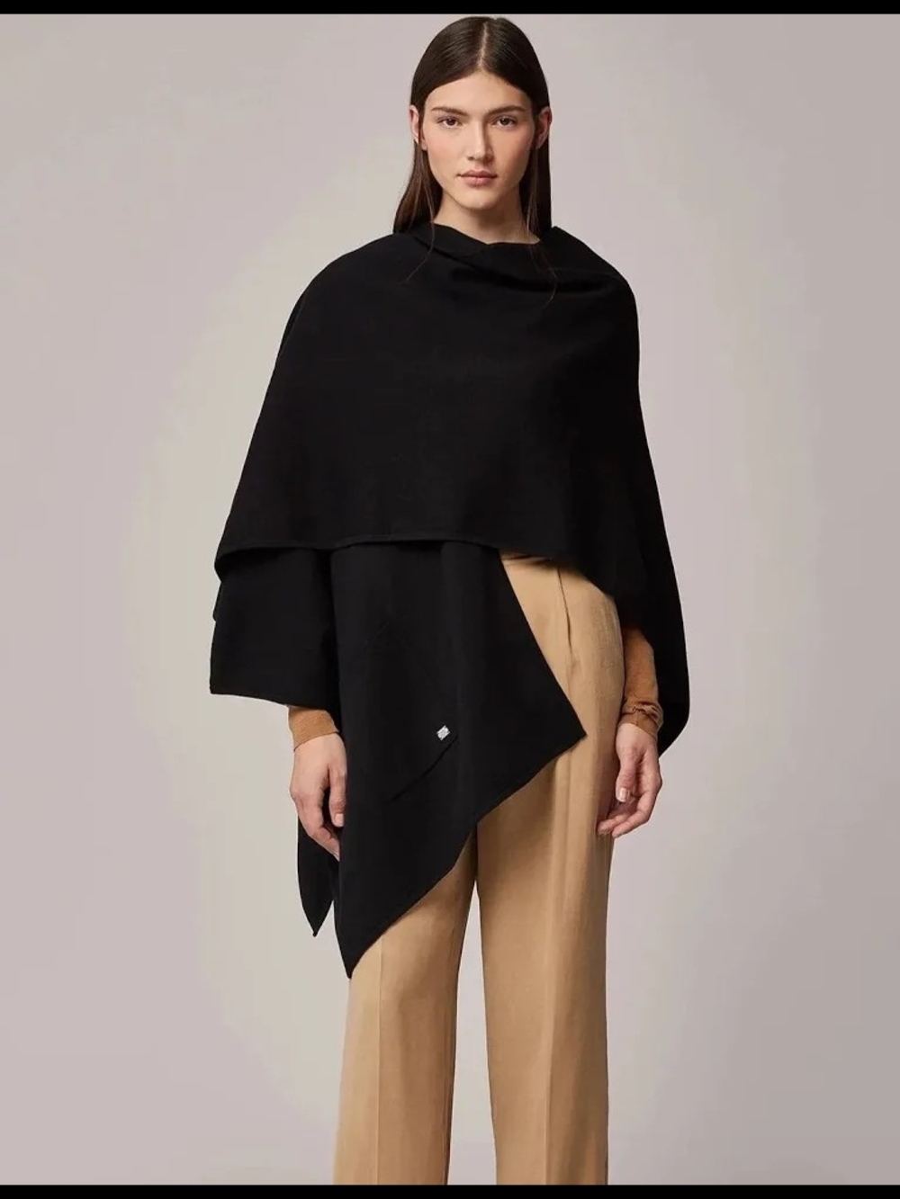 SOIA & KYO ATHENA / BLACK Shawl